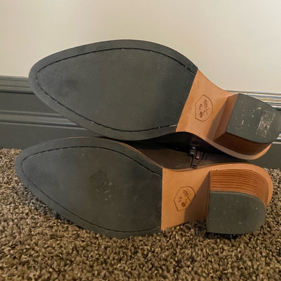 SOLD Poppy Barley 2.5 Ankle Boots - Brown - Picture 5 of 5